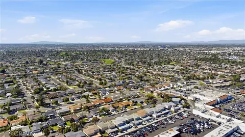 2940 Peppertree, Costa Mesa, CA 92626 photo 8