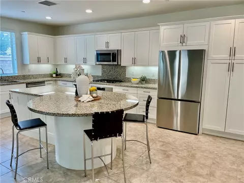 Kitchen - 15 Eclipse, Lake Forest, CA 92630 photo 3 of 3
