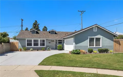 15001 Sussex Cir, Huntington Beach, CA 92647