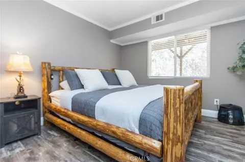 Bedroom - 43005 Monterey, Big Bear Lake, CA 92315 photo 1 of 4