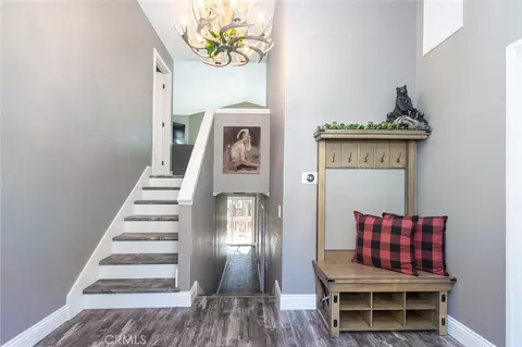 Entry Way - 43005 Monterey, Big Bear Lake, CA 92315 photo 2 of 3
