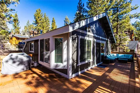 Exterior - 43005 Monterey, Big Bear Lake, CA 92315 photo 2 of 6