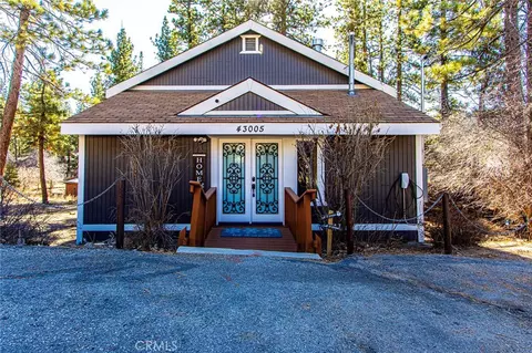 Exterior - 43005 Monterey, Big Bear Lake, CA 92315 photo 4 of 6