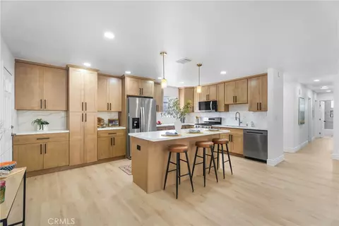 16551 Lucia Ln, Huntington Beach, CA 92647