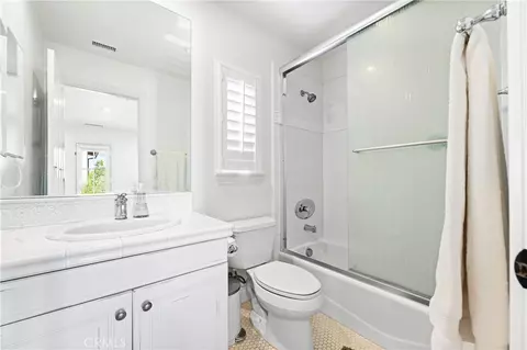Bath - 26 View Ter, Irvine, CA 92603 photo 9 of 9