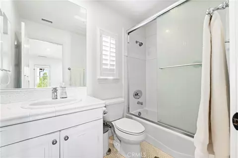 Bath - 26 View Ter, Irvine, CA 92603 photo 9 of 9