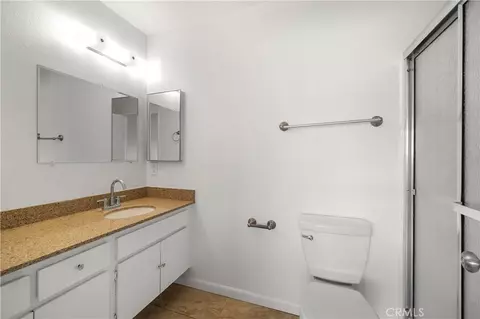 Bath - 4137 Tiberon Dr, Oceanside, CA 92056 photo 1 of 2