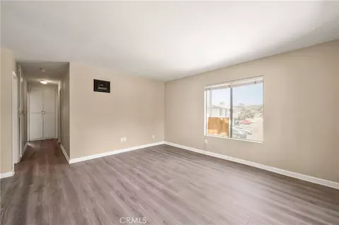 Living - 4137 Tiberon Dr, Oceanside, CA 92056 photo 4 of 5