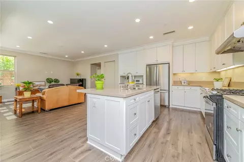 Kitchen - 167 Overbrook, Irvine, CA 92620 photo 3 of 4