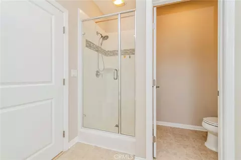 Bath - 167 Overbrook, Irvine, CA 92620 photo 2 of 2