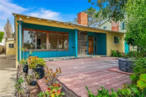 820 Law St, San Diego, CA 92109