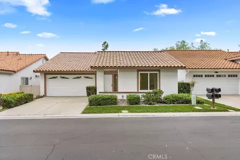 28133 Espinoza, Mission Viejo, CA 92692
