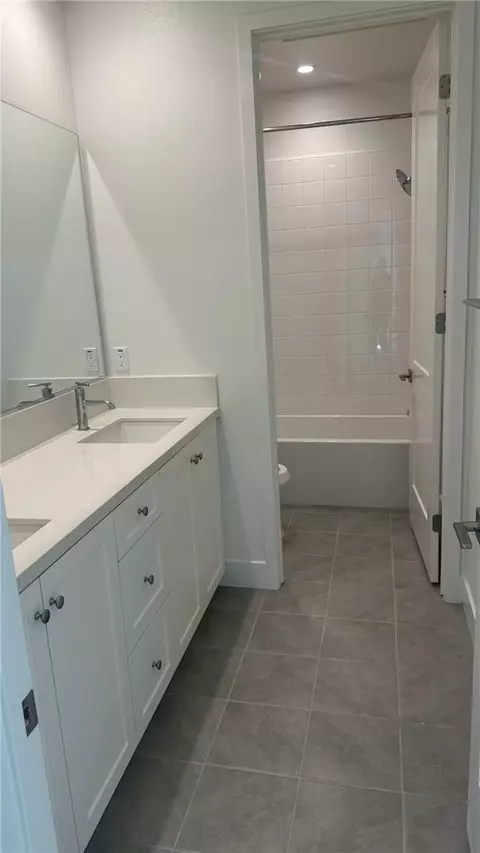 Bath - 116 Eversedge, Irvine, CA 92618 photo 1 of 2