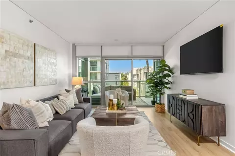 13650 Marina Pointe Dr #506, Marina Del Rey, CA 90292