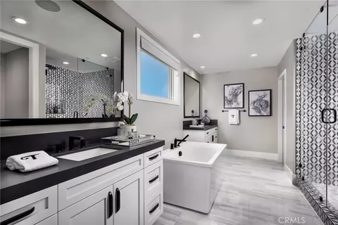 Bath - 113 Apron, Irvine, CA 92618 photo 1 of 1