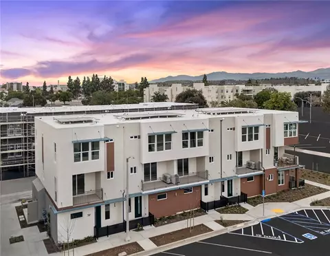 427 S Eleanor St, Pomona, CA 91766