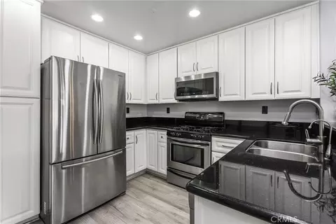 2744 Monza, Tustin, CA 92782