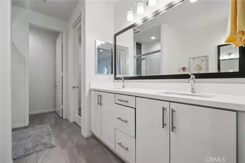 Entry Way - 4700 E Washington Ave, Orange, CA 92869 photo 3 of 3