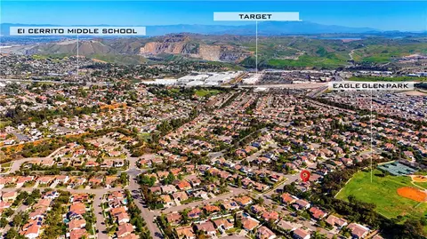 View/Area - 1916 Olympia Flds, Corona, CA 92883 photo 9 of 17