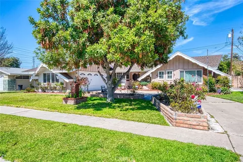 2661 W Chanticleer Rd, Anaheim, CA 92804