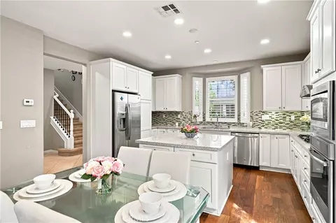 Kitchen - 169 Violet Bloom, Irvine, CA 92618 photo 7 of 7