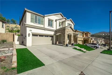 11298 Finders Ct, Corona, CA 92883