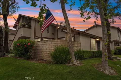 5486 E Willow Woods Ln #101, Anaheim, CA 92807