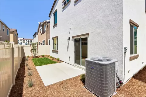 Exterior - 28255 Via Vendimia, Temecula, CA 92591 photo 5 of 7