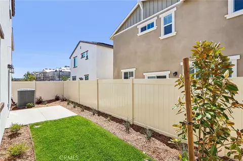 Exterior - 28255 Via Vendimia, Temecula, CA 92591 photo 6 of 7