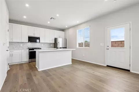 28228 Via Somantano, Temecula, CA 92591 photo 9