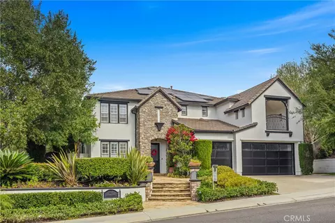 1 Roberts Dr, Coto De Caza, CA 92679