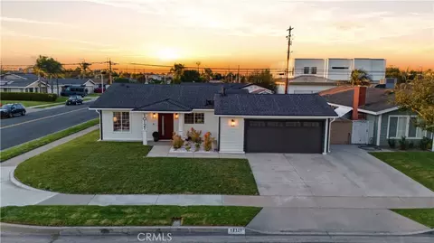 10121 Kukui, Huntington Beach, CA 92646