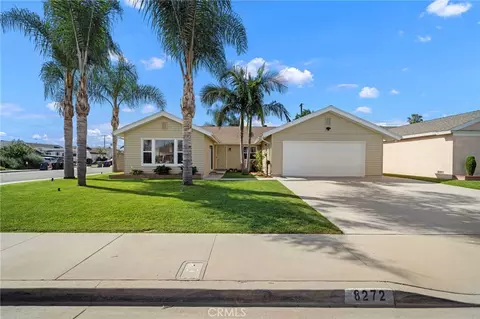 8272 Guilders Dr, Huntington Beach, CA 92647