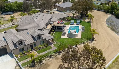 View/Area - 39625 Calle Cabernet, Temecula, CA 92591 photo 5 of 6