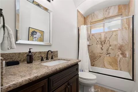 Bath - 39625 Calle Cabernet, Temecula, CA 92591 photo 5 of 8