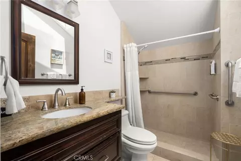 Bath - 39625 Calle Cabernet, Temecula, CA 92591 photo 7 of 8
