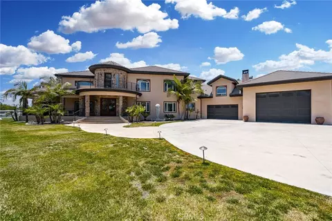 Exterior - 39625 Calle Cabernet, Temecula, CA 92591 photo 1 of 10