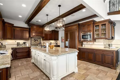 Kitchen - 39625 Calle Cabernet, Temecula, CA 92591 photo 2 of 5