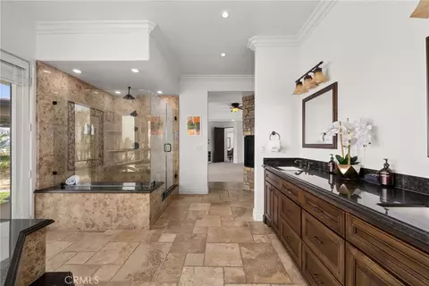 Bath - 39625 Calle Cabernet, Temecula, CA 92591 photo 3 of 9