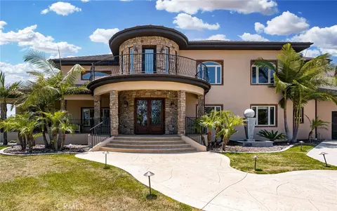 Exterior - 39625 Calle Cabernet, Temecula, CA 92591 photo 2 of 10