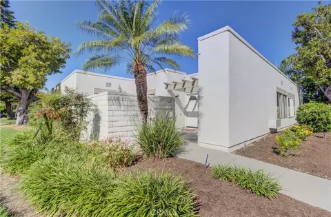 2015 Via Mariposa W #B, Laguna Woods, CA 92637