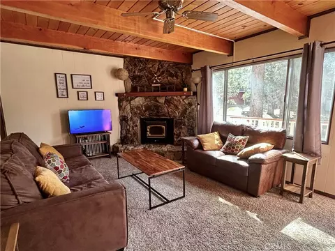 42806 Cougar, Big Bear Lake, CA 92315