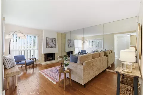 5021 Vauxhall Rd, Westminster, CA 92683