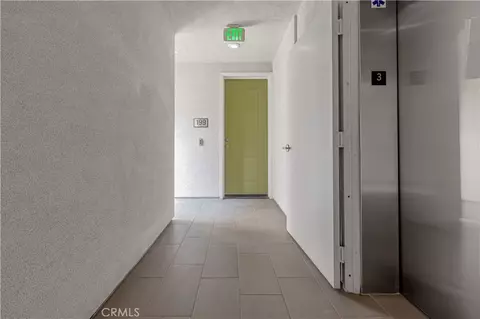Entry Way - 199 Bowery, Irvine, CA 92612 photo 1 of 3