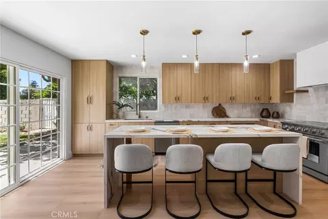 3375 Fuchsia St, Costa Mesa, CA 92626