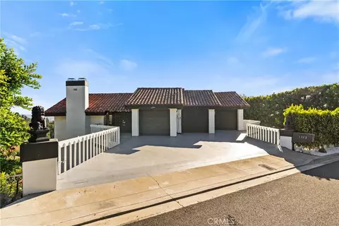 1312 Peacock Hl, North Tustin, CA 92705