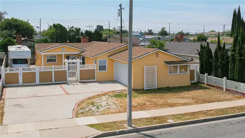 2432 W Rainbow Ave, Anaheim, CA 92801