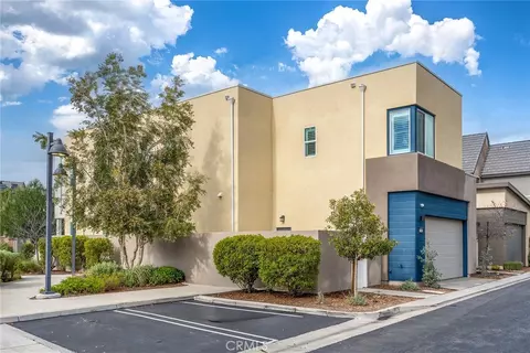 446 Chorus, Irvine, CA 92618