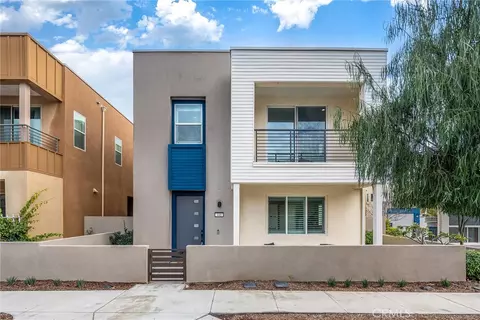 446 Chorus, Irvine, CA 92618
