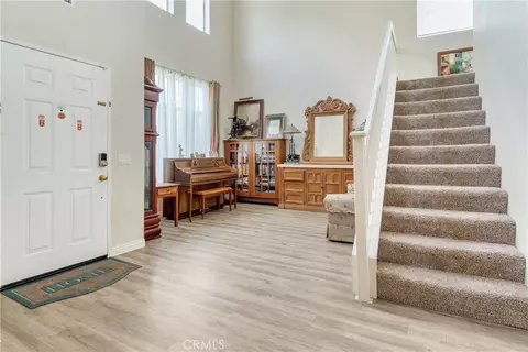 Entry Way - 43359 Via Sabino, Temecula, CA 92592 photo 3 of 4